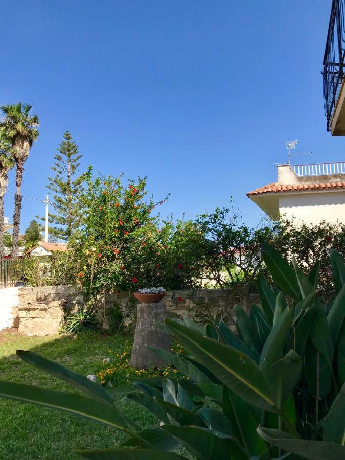 Villa Tetide - Fontane Bianche Exterior photo